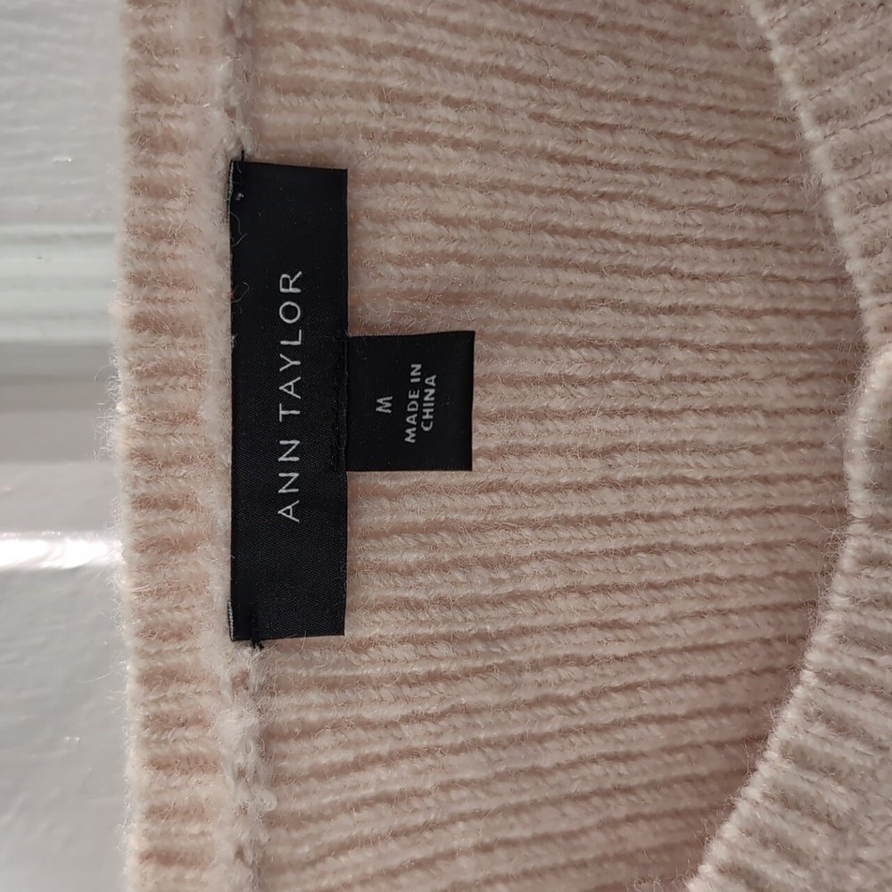 Ann Taylor Soft Light Pink Knit Sweater - Picture 2 of 9